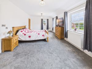 Bedroom- click for photo gallery